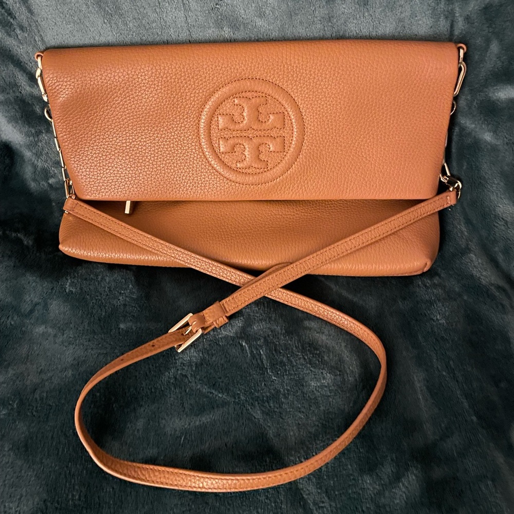 FLASH SALE NWOT Tory Burch Shoulder Foldover Bag